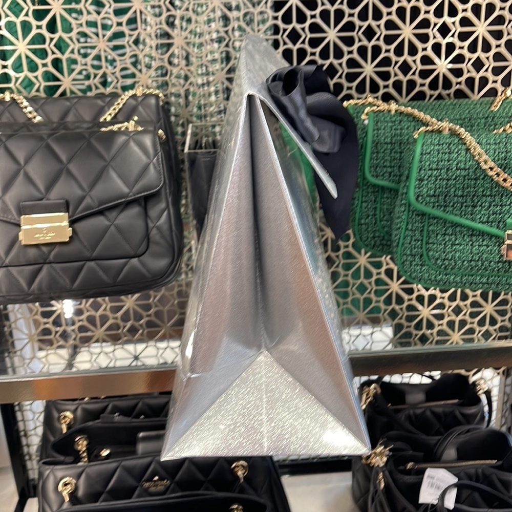 Kate Spade Gift Bag 
Glitter - Picture 12 of 16